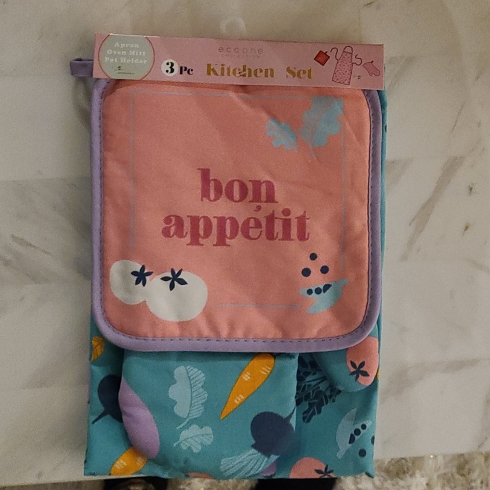 3 Piece Set!! Apron, Oven Mitt, Pot Holder!